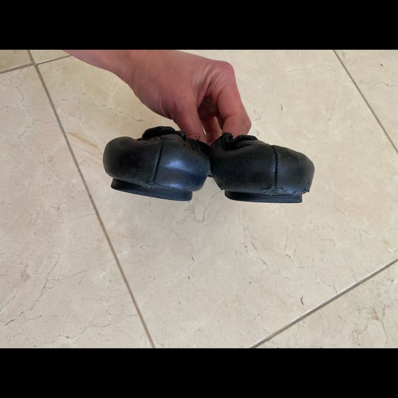 ❌SOLD❌Tory Burch Reva Black Leather Ballet Flats - Picture 6 of 10